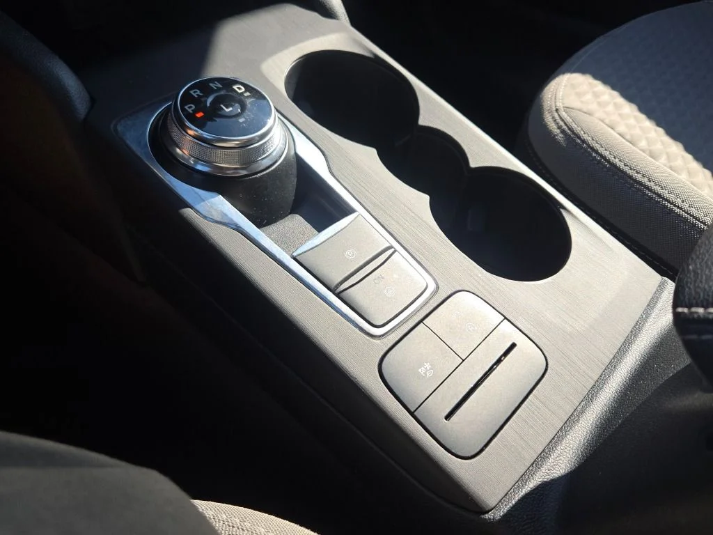 Used 2020 White Ford SE image 21