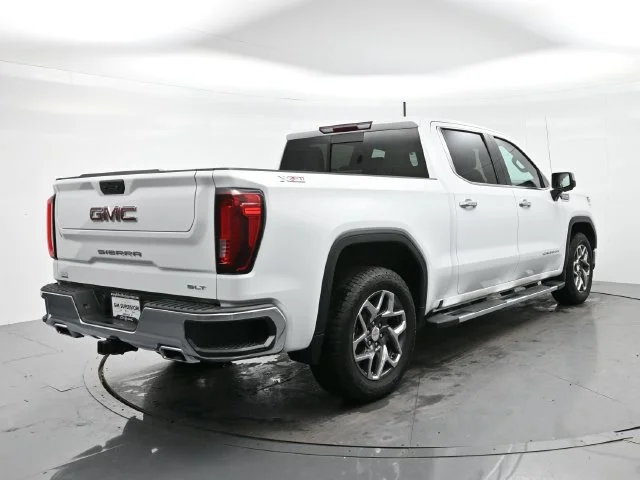 Used 2023 SUMMIT WHITE GMC SLT image 7