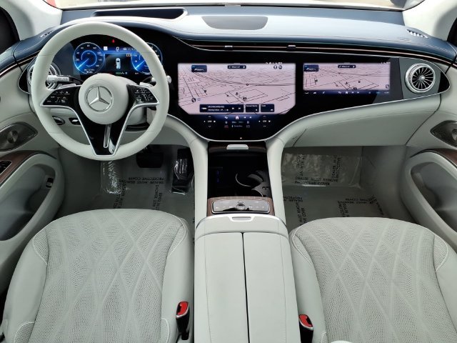 Certified Used 2023 White Mercedes-Benz 580 image 4