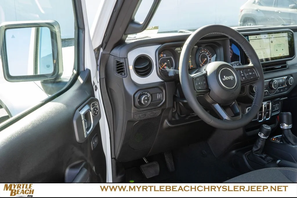 New 2026 Bright White Clear-Coat Exterior Paint Jeep Sport S image 15