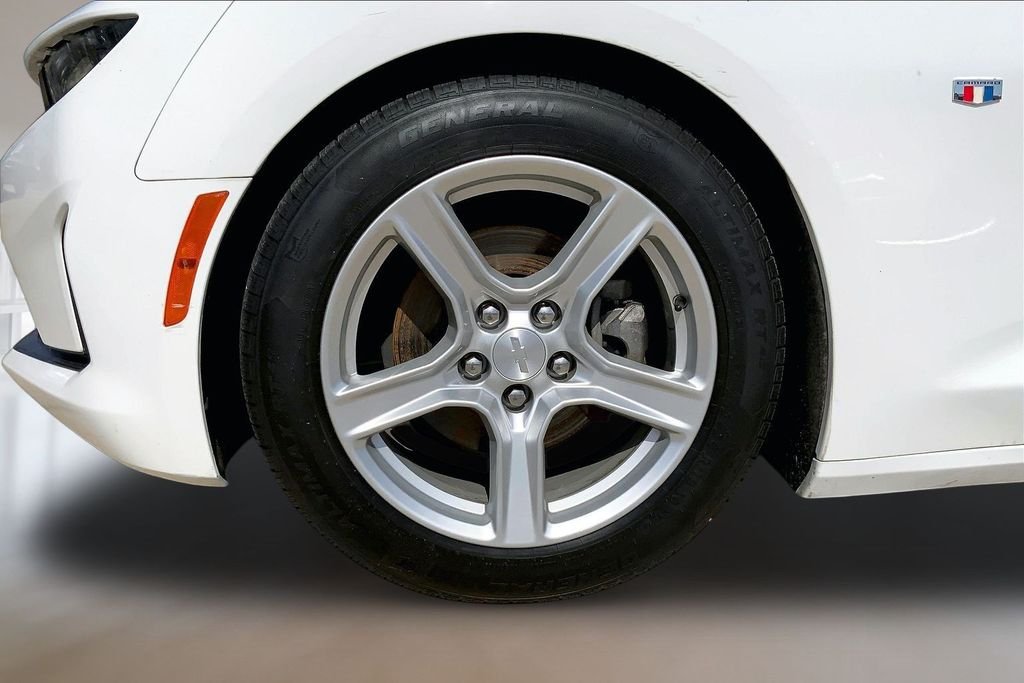 Used 2020 Summit White Chevrolet 1LT image 9