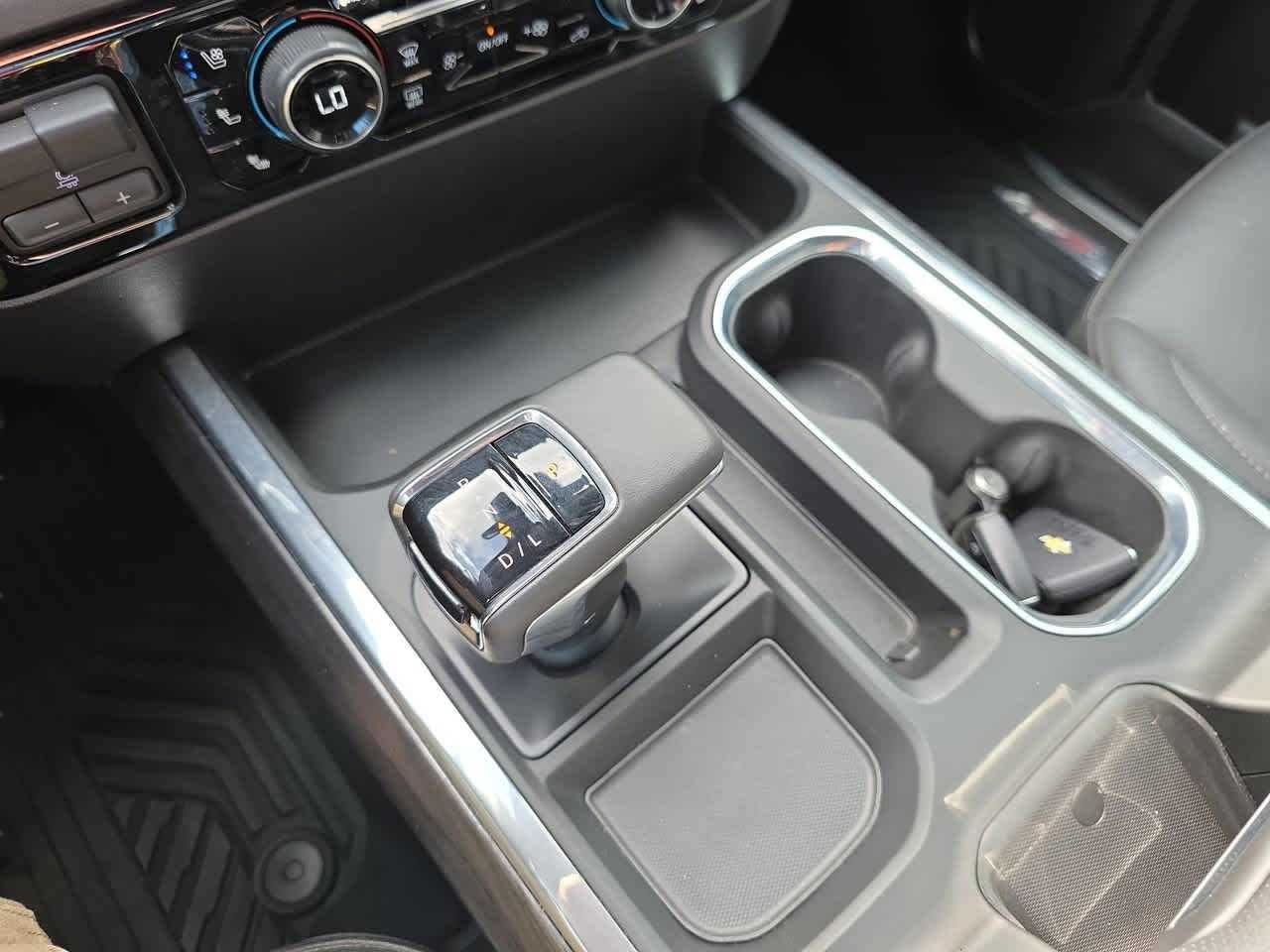 2024 Chevrolet Silverado 1500 LTZ - Photo 27