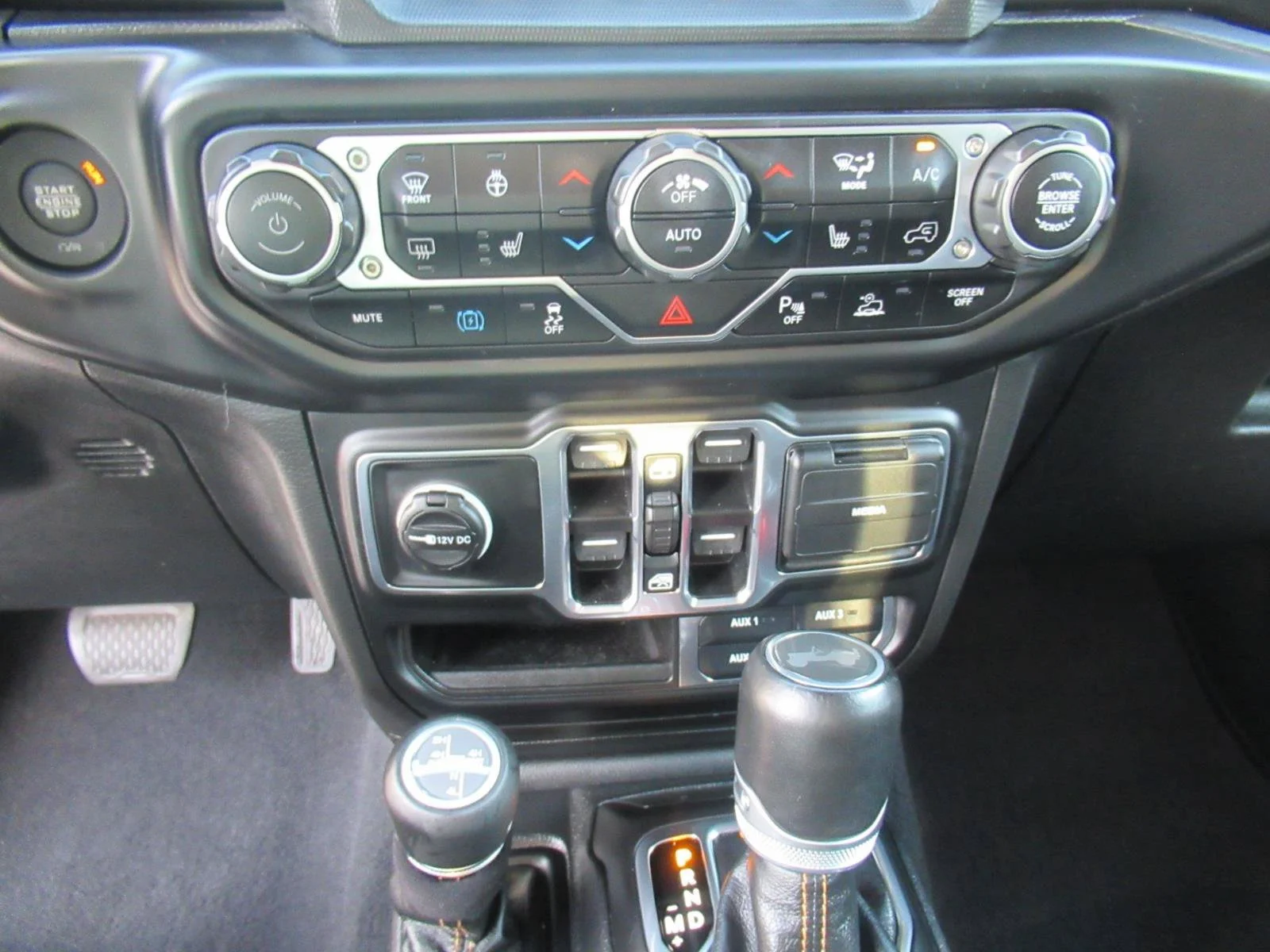 Certified Used 2023 Silver Jeep High Altitude 4xe image 27