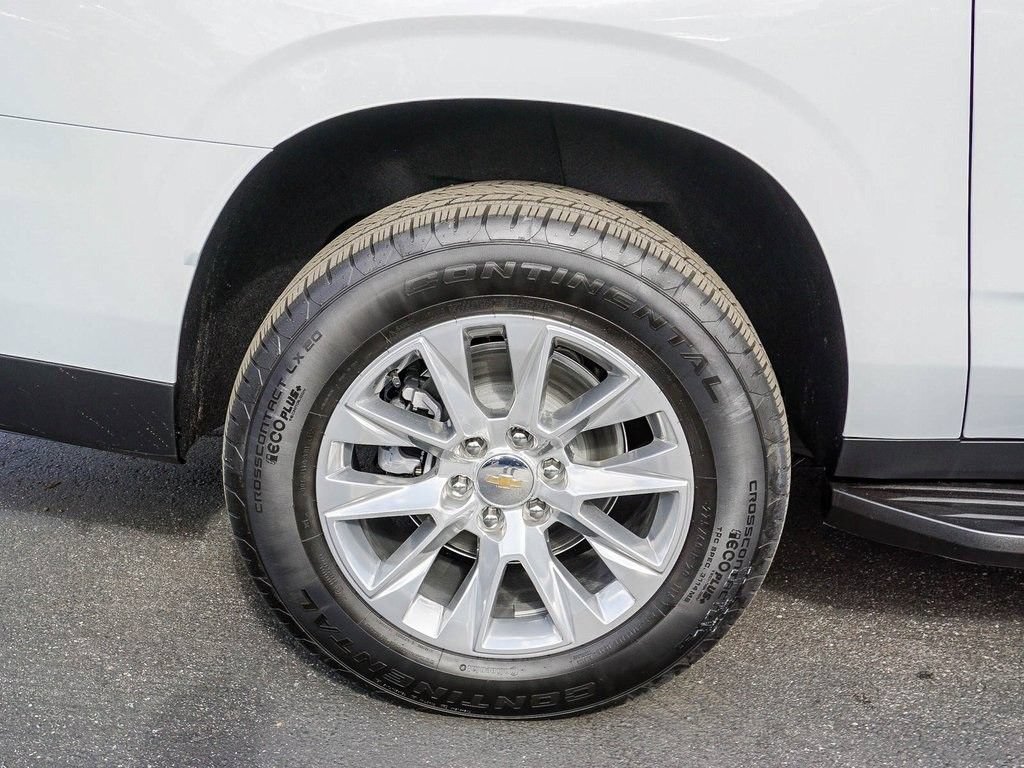 2026 Chevrolet Suburban Premier - Photo 10