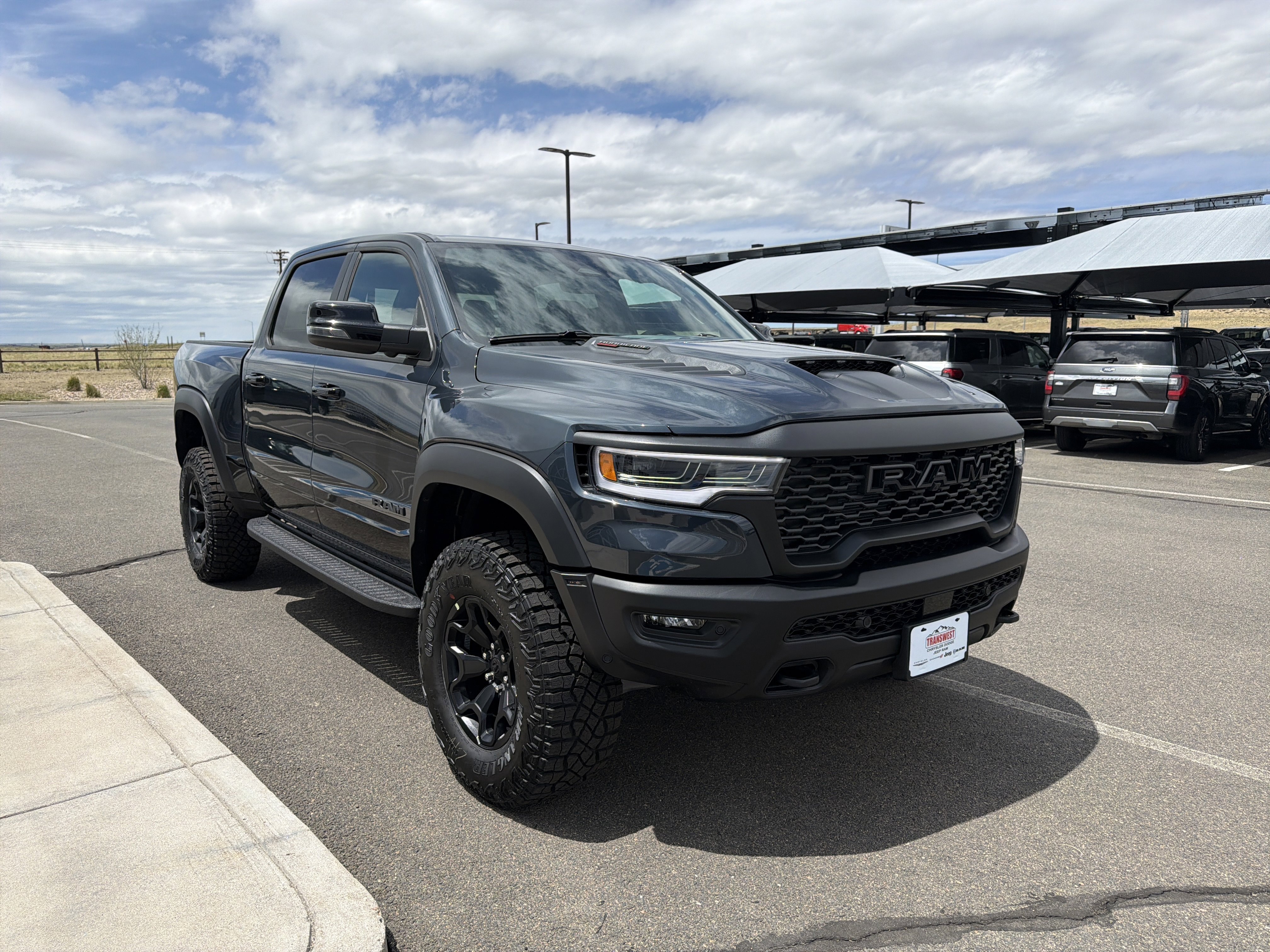 New 2026 Forged Blue Metallic Exterior Paint RAM RHO image 4