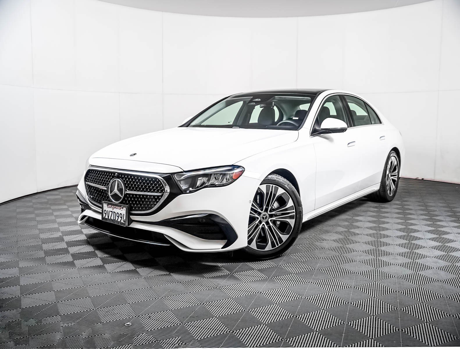 2026 Mercedes-Benz E-Class E350's photo