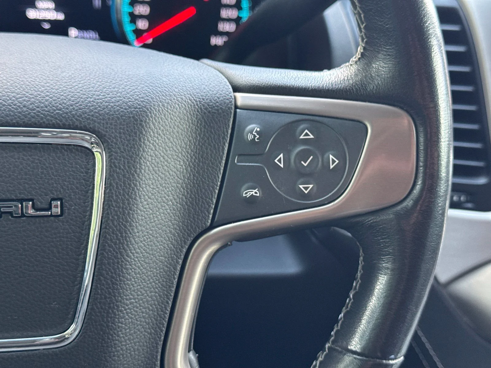 Used 2020 Dark Sapphire Blue GMC Denali image 19
