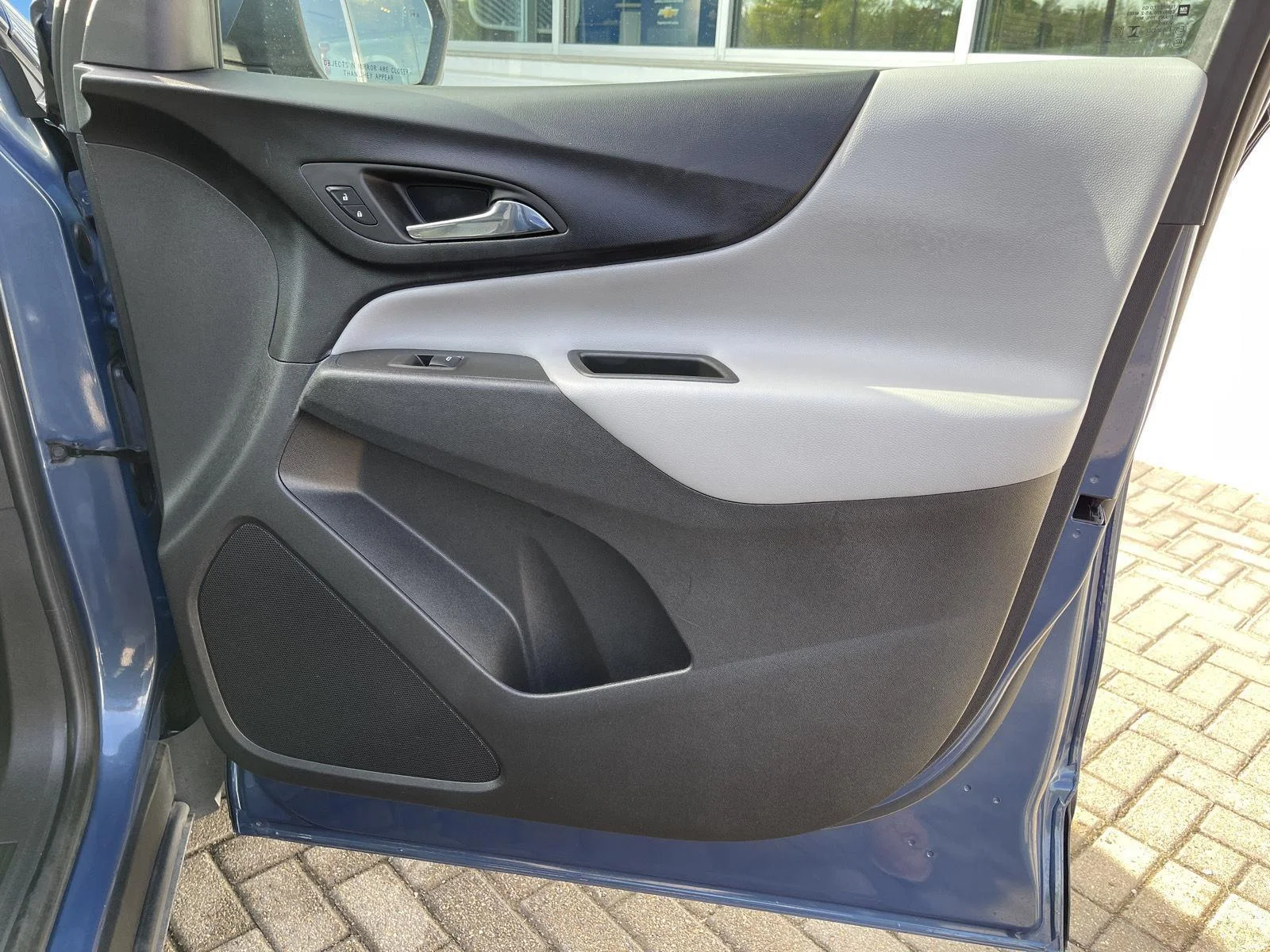 Used 2024 Lakeshore Blue Metallic Chevrolet LT image 33