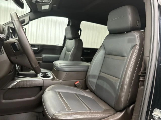 Used 2023 Black GMC Denali image 16