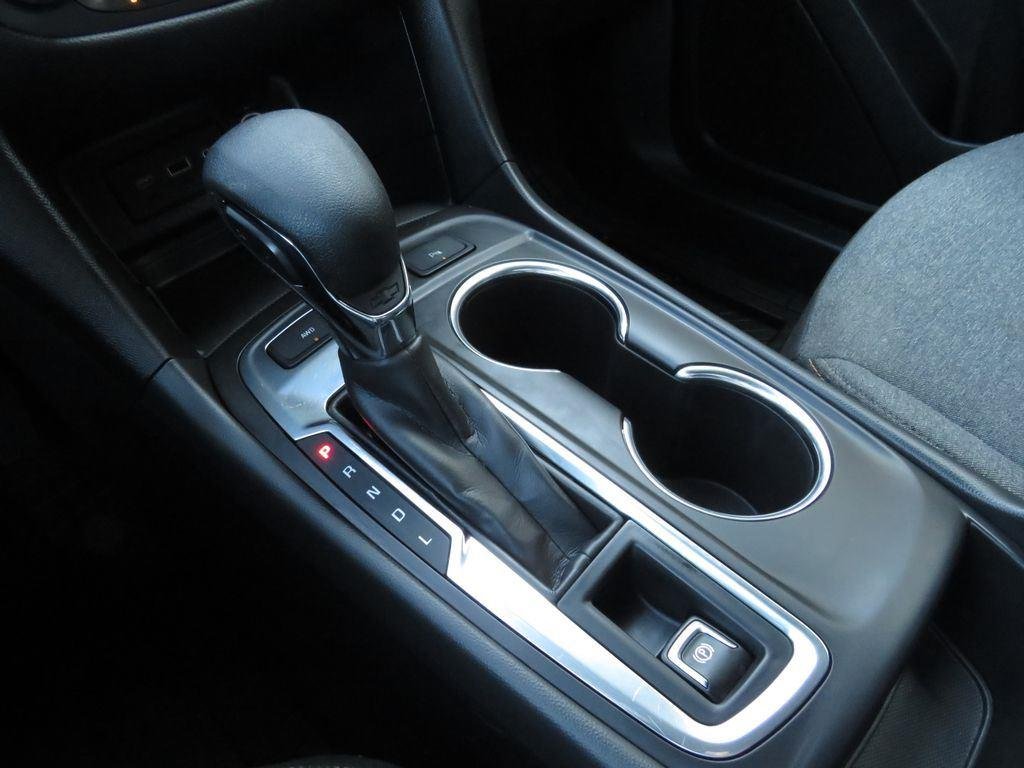 Used 2024 Riptide Blue Chevrolet LT image 28