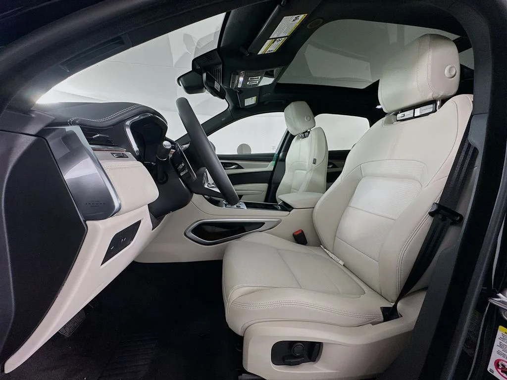 2026 Jaguar F-Pace R-Dynamic S - Photo 20