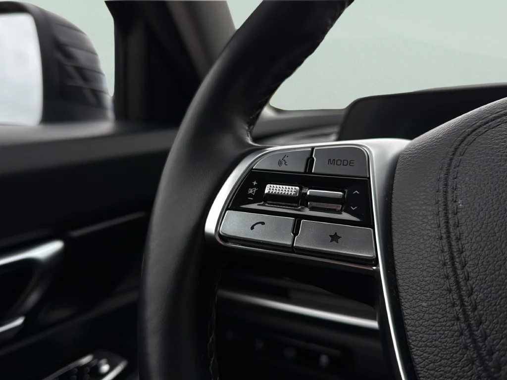 Used 2024 Ebony Black Kia EX image 17