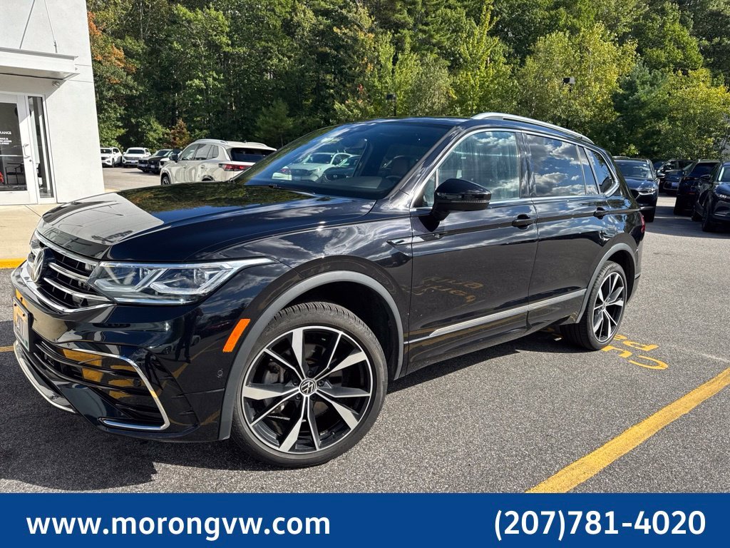 Used 2024 Black Volkswagen 2.0T SEL R-Line image 2