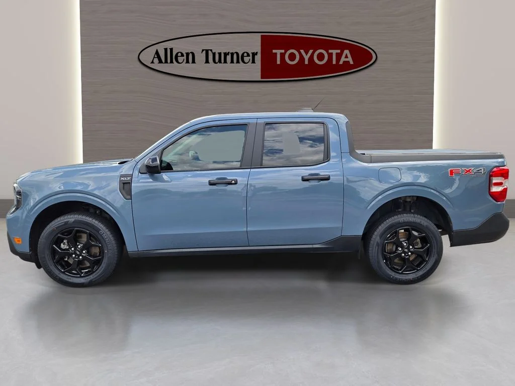 Used 2025 Gray Ford XLT image 13