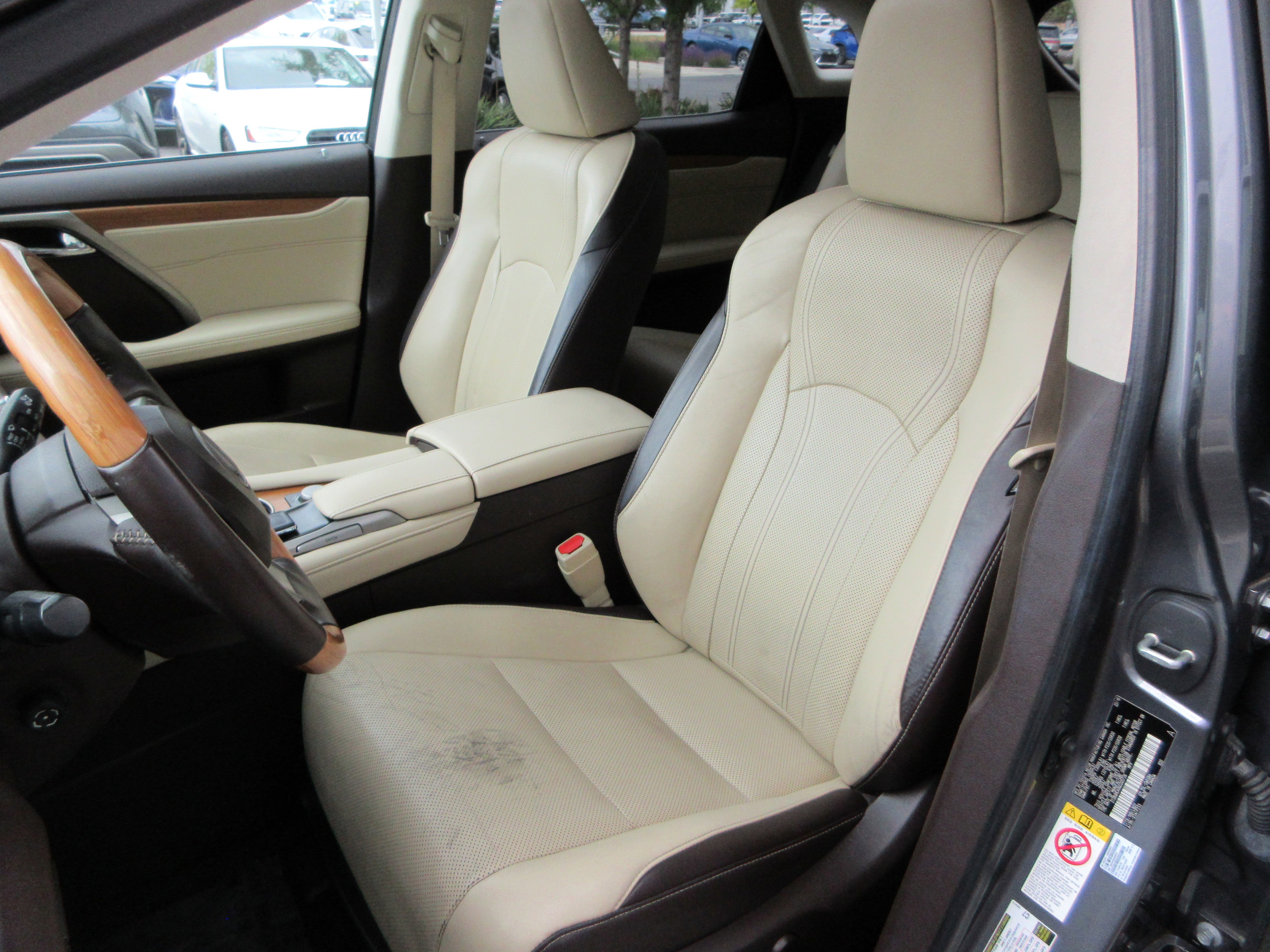Used 2016 Nebula Gray Pearl Lexus 450h image 31