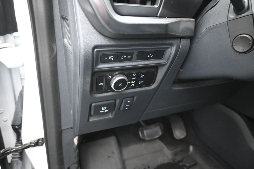 Used 2024 White Ford Lariat image 13