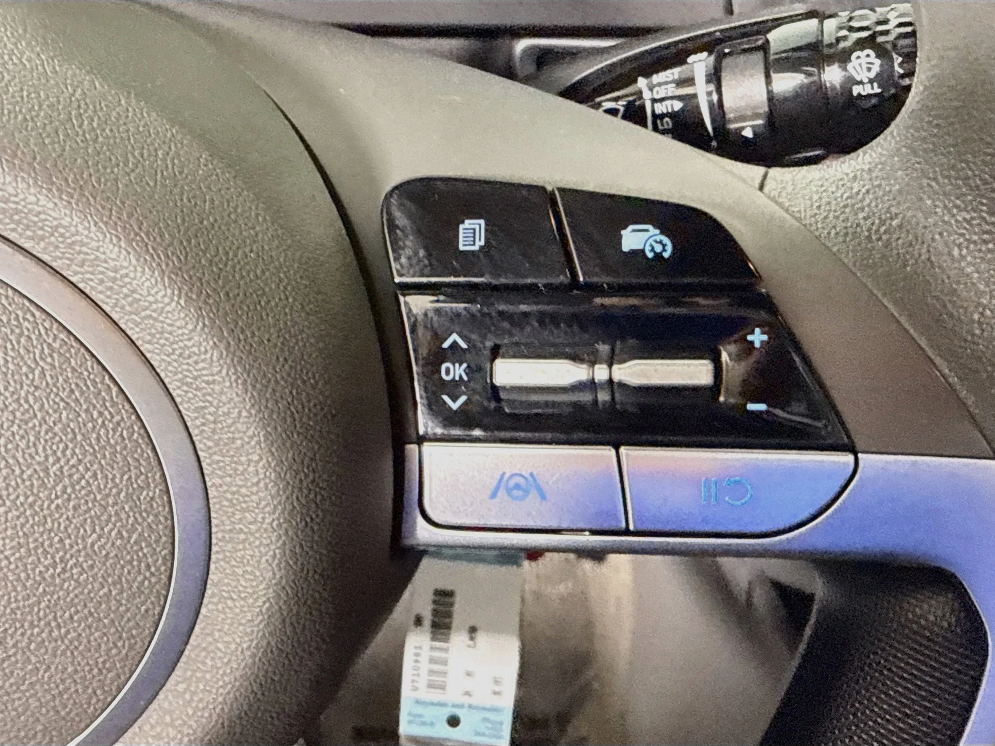 Used 2024 Fluid Metal Hyundai SE image 11