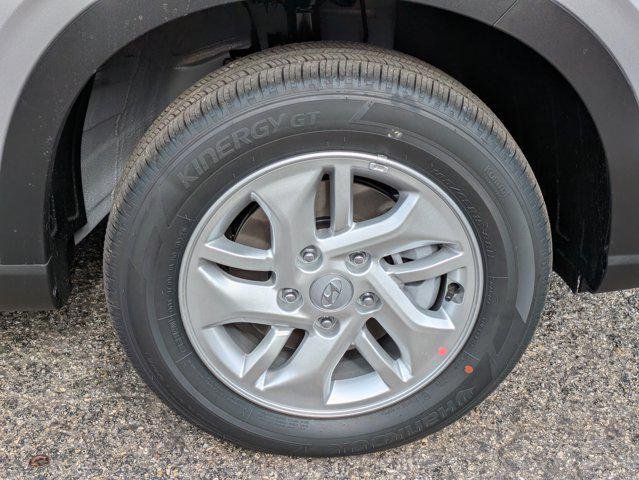New 2026 Shimmering Silver Hyundai SE image 10