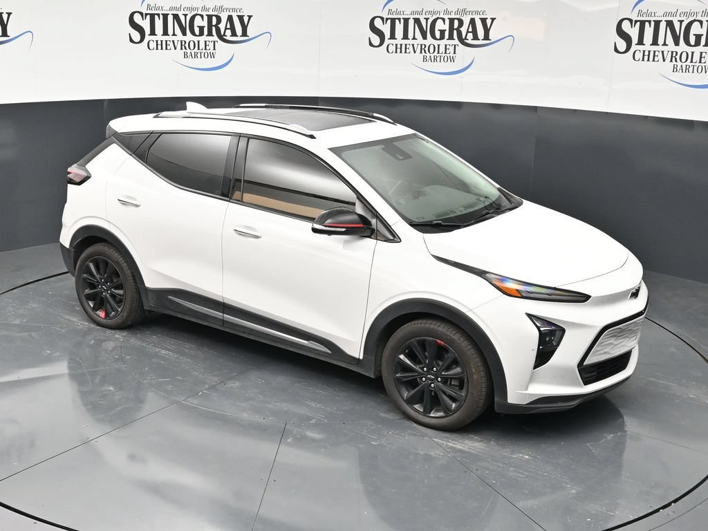 Used 2023 SUMMIT WHITE Chevrolet Premier image 12