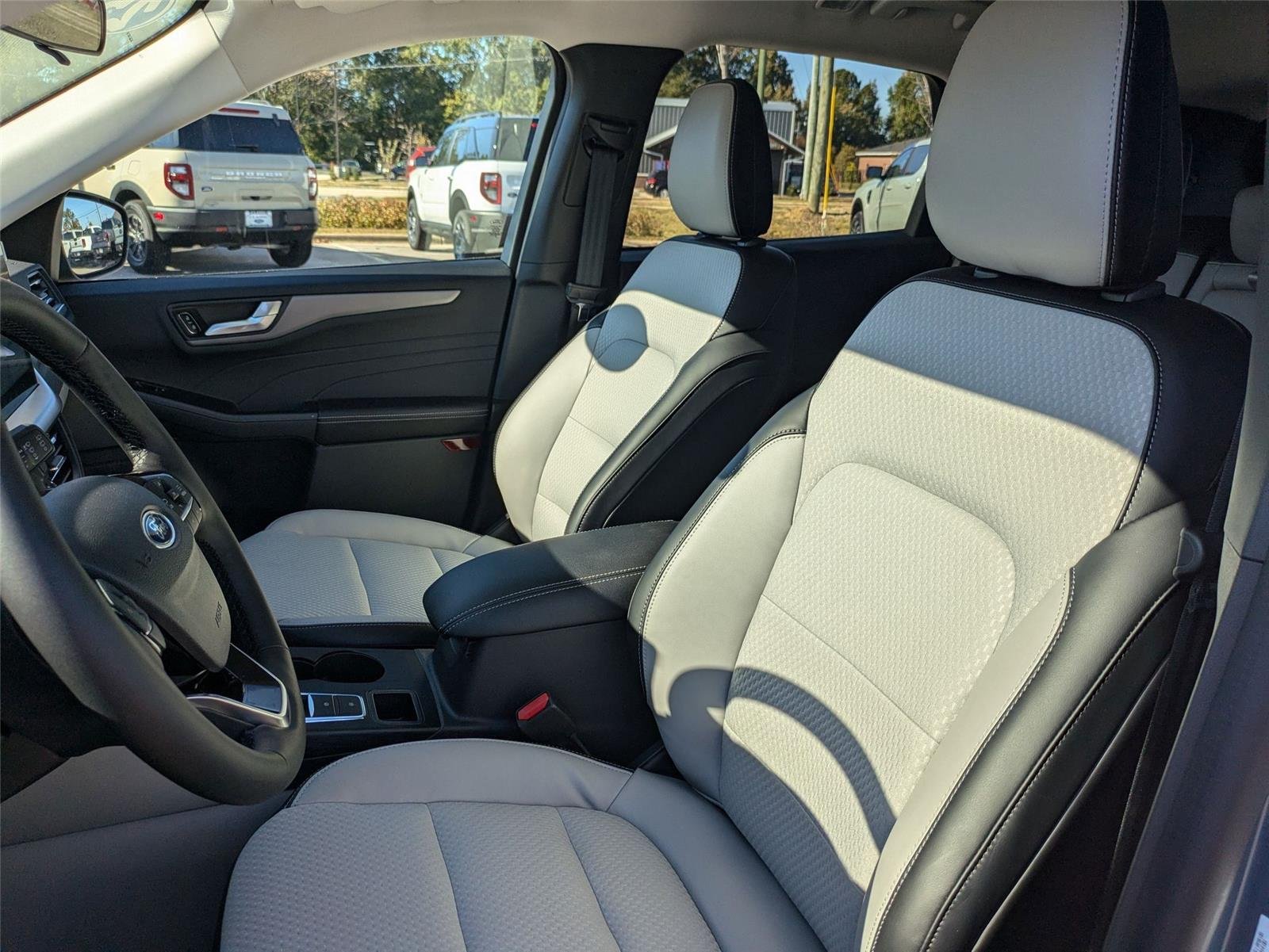 New 2025 Vapor Blue Metallic Ford PHEV image 14