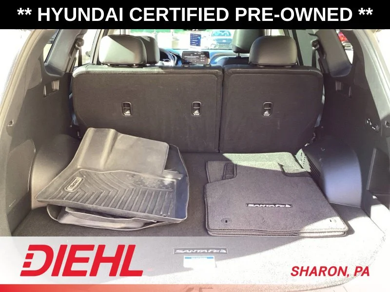 Used 2023 White Hyundai SEL image 16