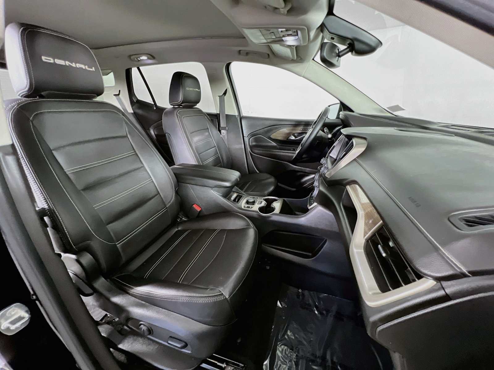 Used 2023 Ebony Twilight Metallic GMC Denali image 30