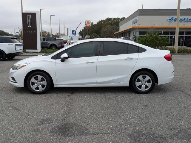 Used 2018 Summit White Chevrolet LS image 7