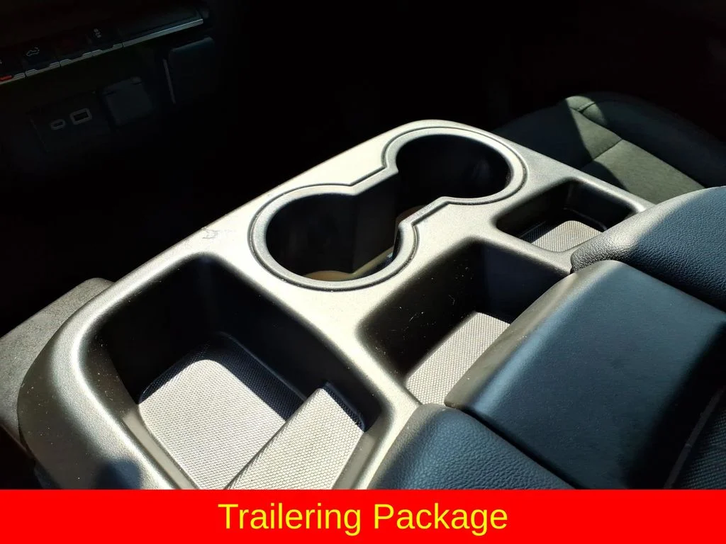 Used 2025 White Chevrolet Custom image 12