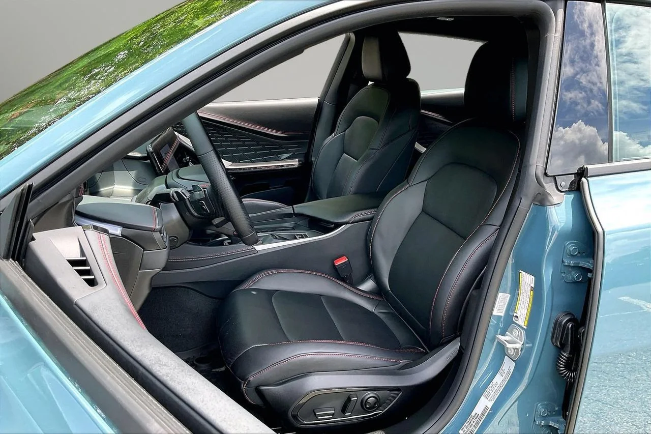 New 2026 Pitch Black Dodge R/T Plus image 17