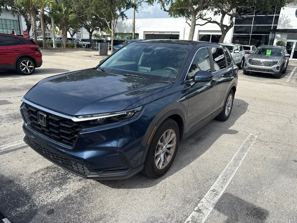 Used 2025  Honda EX-L image 2