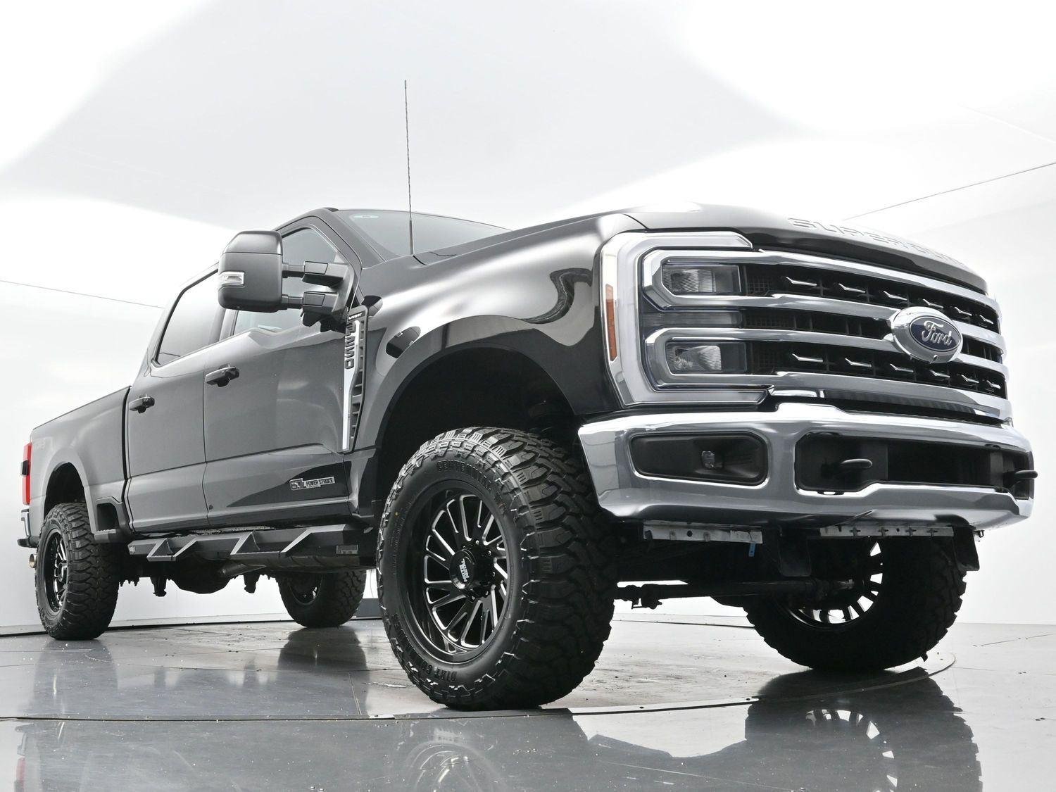 Used 2024 Agate Black Ford LARIAT image 47