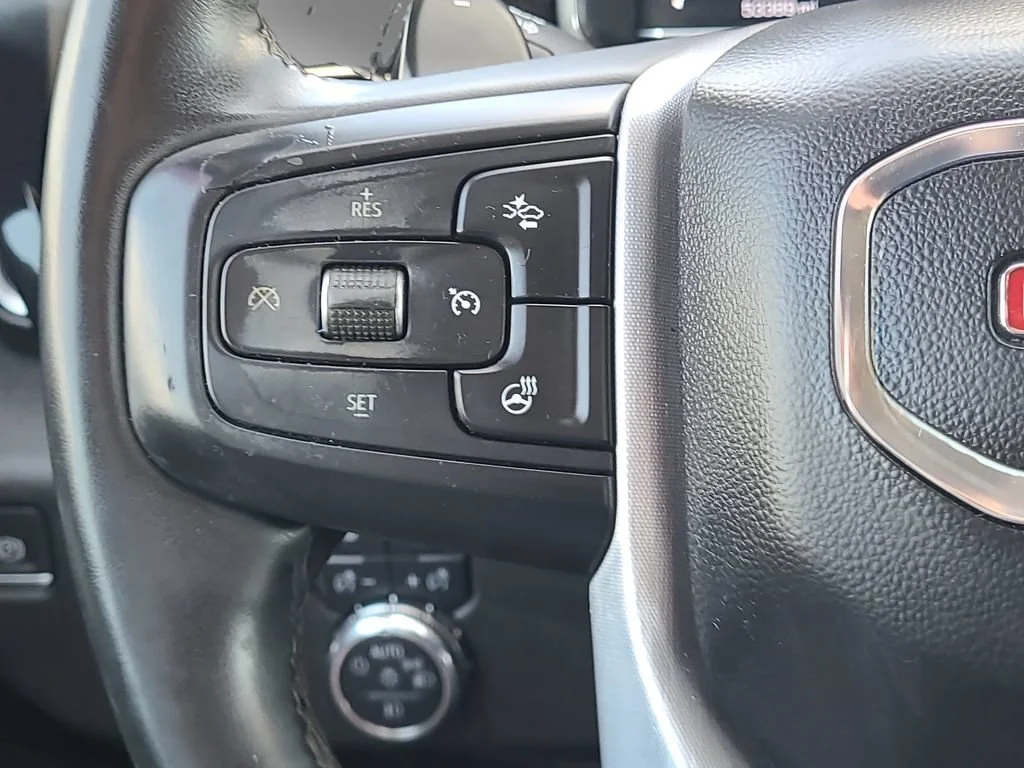 Used 2024 Dynamic Blue Metallic GMC Elevation image 19