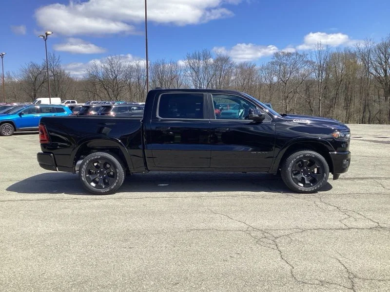 New 2026 Diamond Black Crystal Pearl-Coat Exterior Paint RAM Big Horn/Lone Star image 8