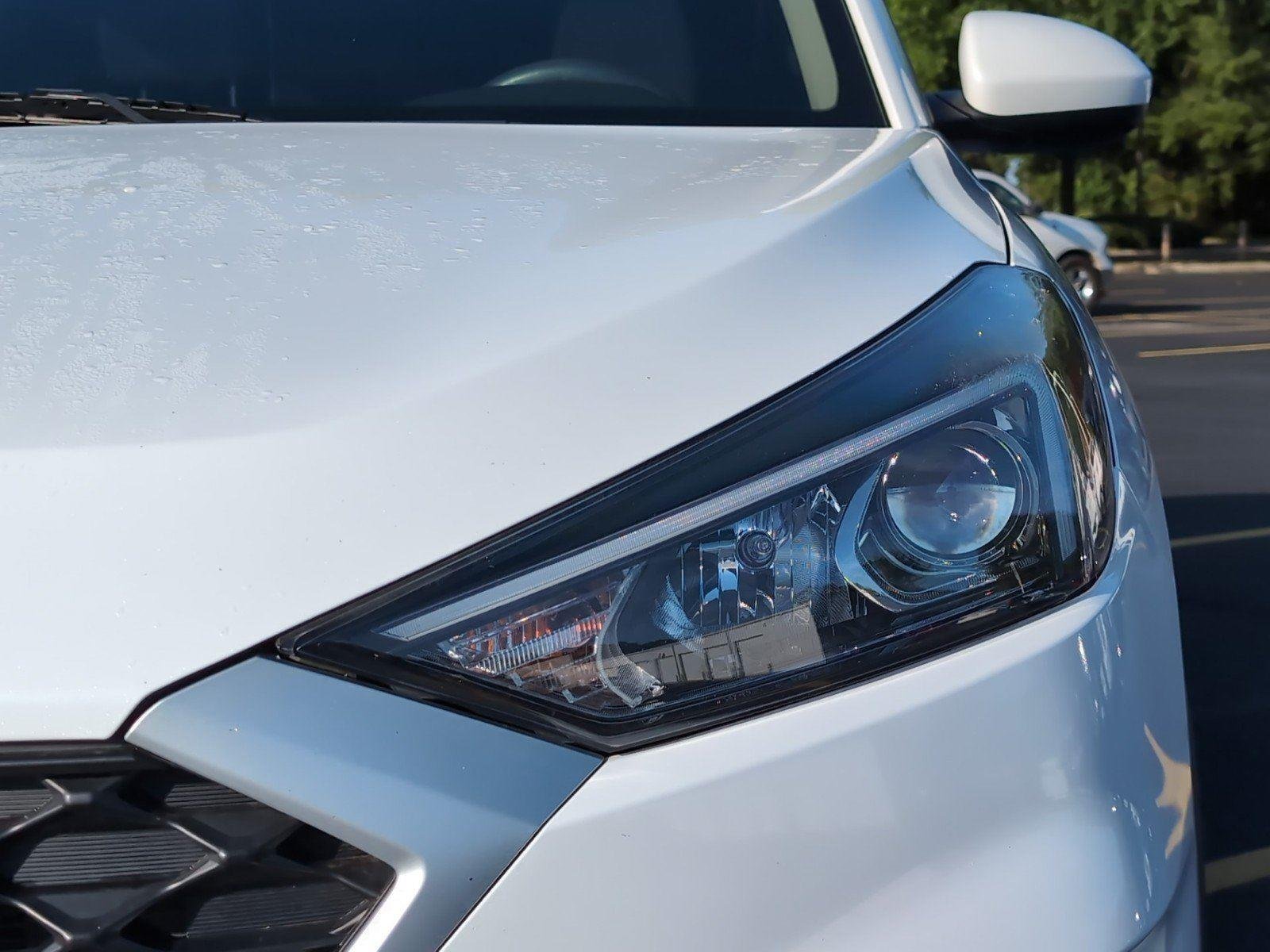 Used 2021 White Cream Hyundai SEL image 12