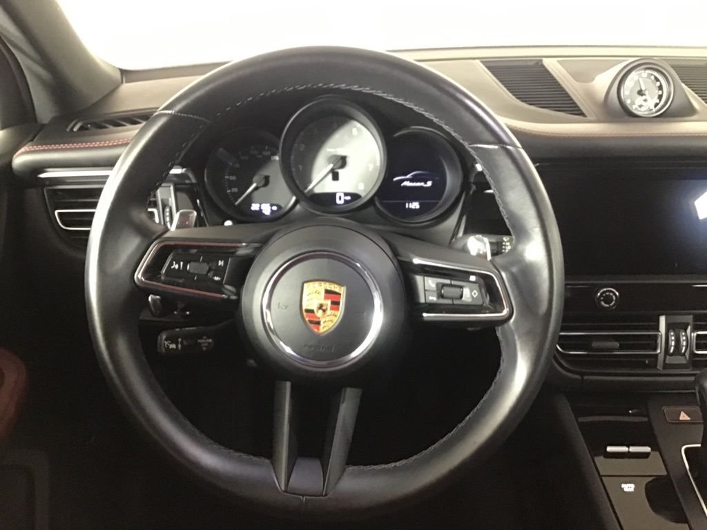 2024 Porsche Macan S - Photo 21