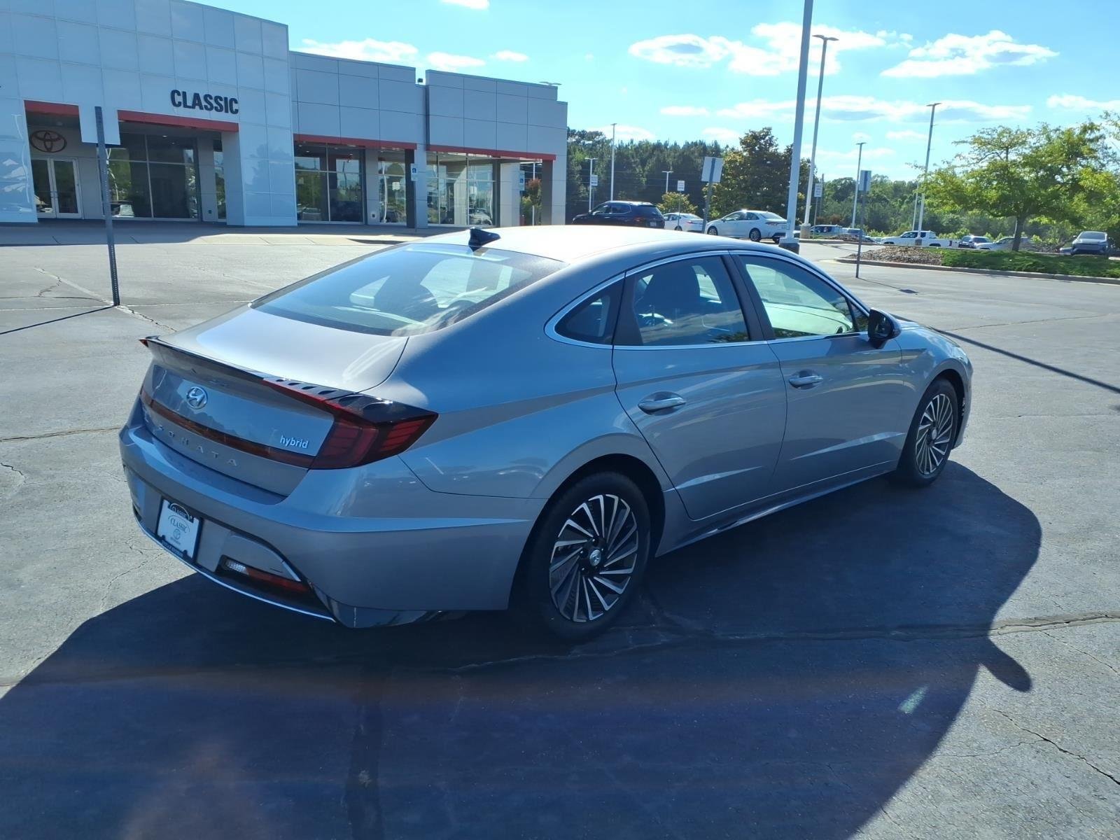Used 2023 Curated Silver Hyundai SEL image 2
