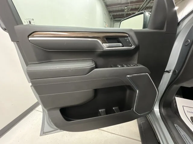 2025 Chevrolet Silverado 1500 LT - Photo 23