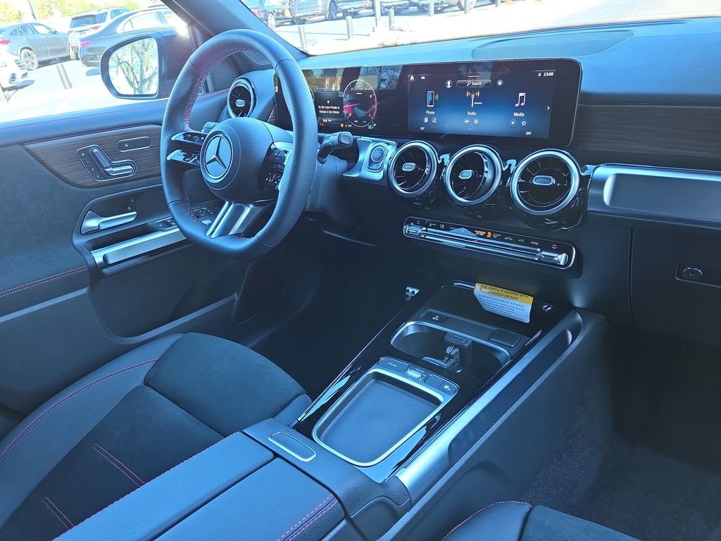 2026 Mercedes-Benz GLB GLB 250 - Photo 17