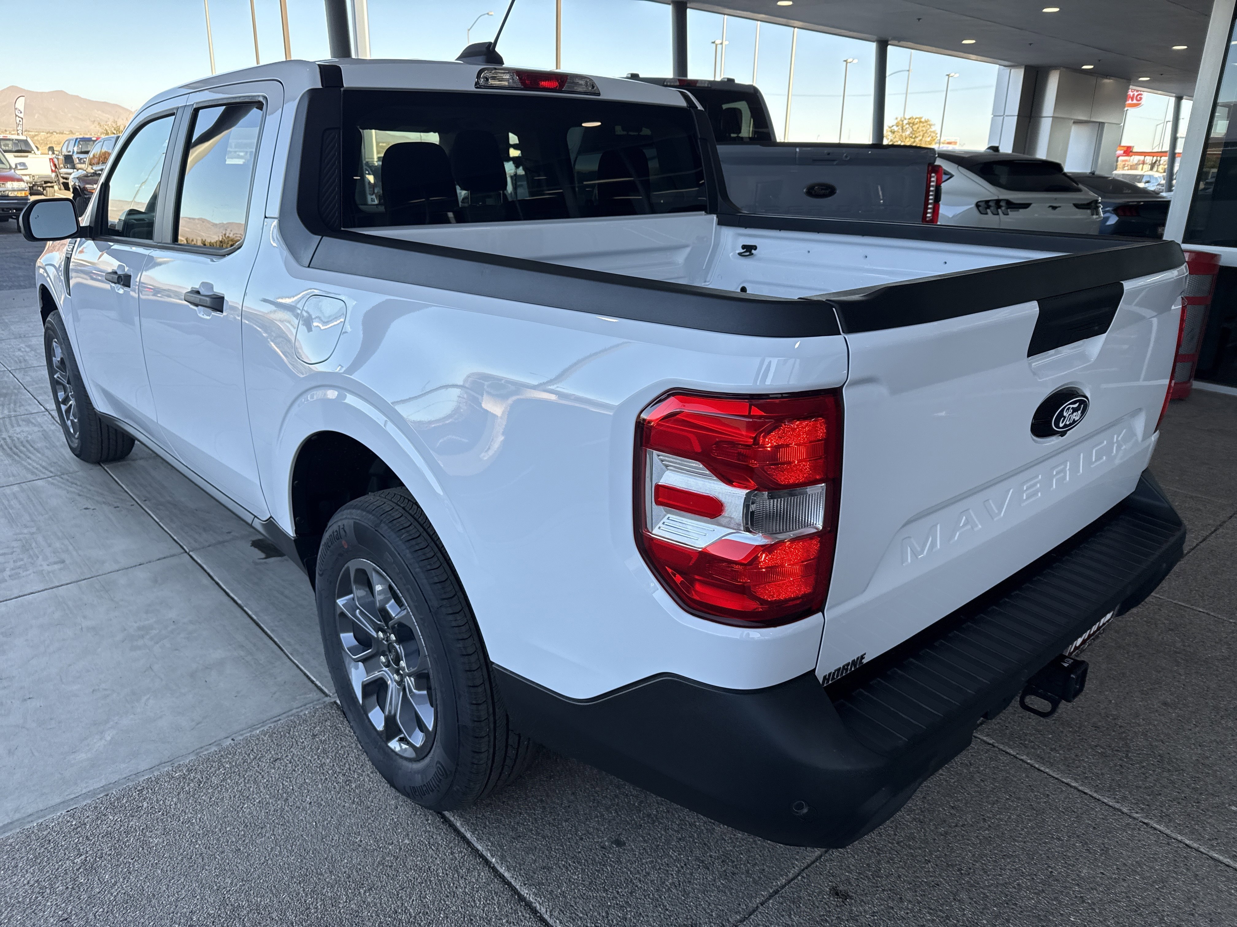 2026 Ford Maverick XLT - Photo 6