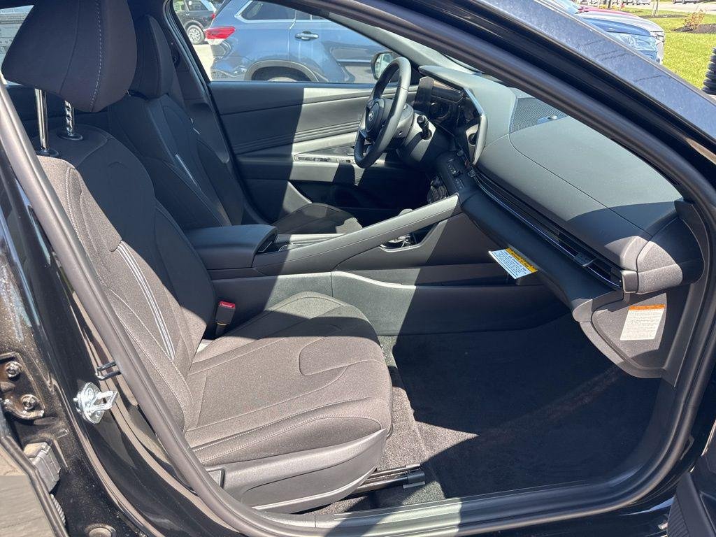 New 2026 Black Hyundai SEL Sport image 36