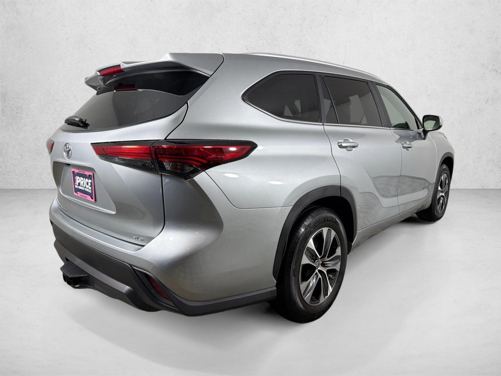Used 2023 Celestial Silver Metallic Toyota XLE image 4