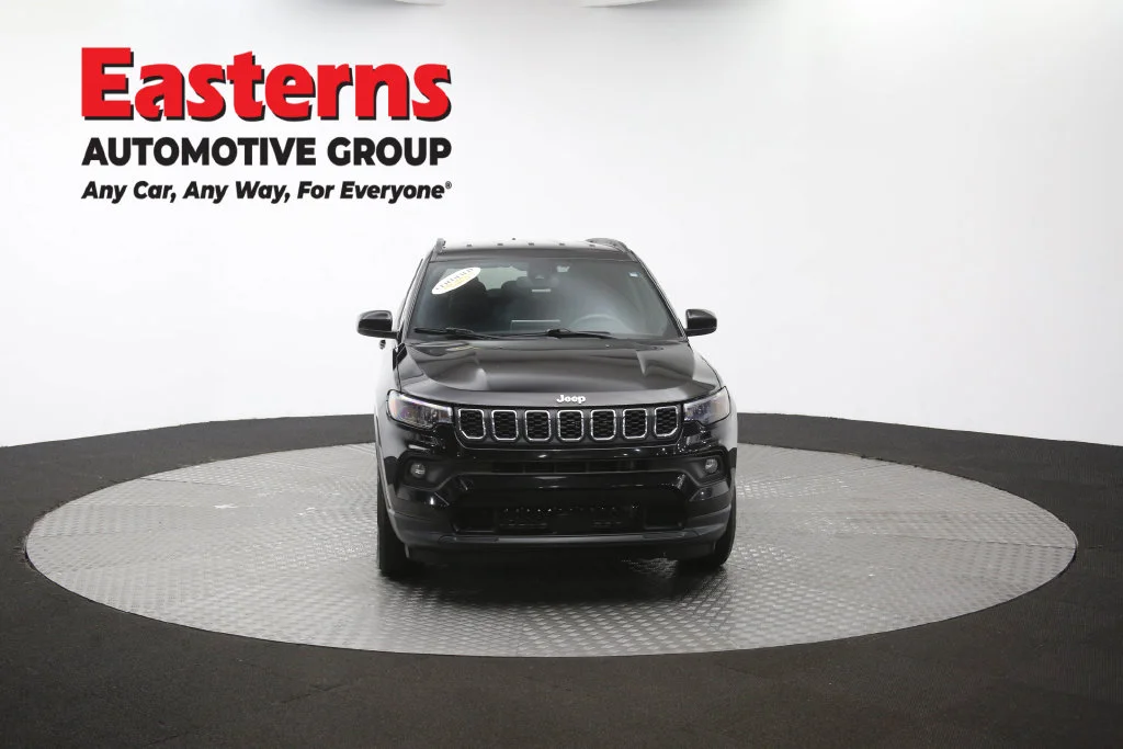 Used 2024 Black Jeep Latitude image 51