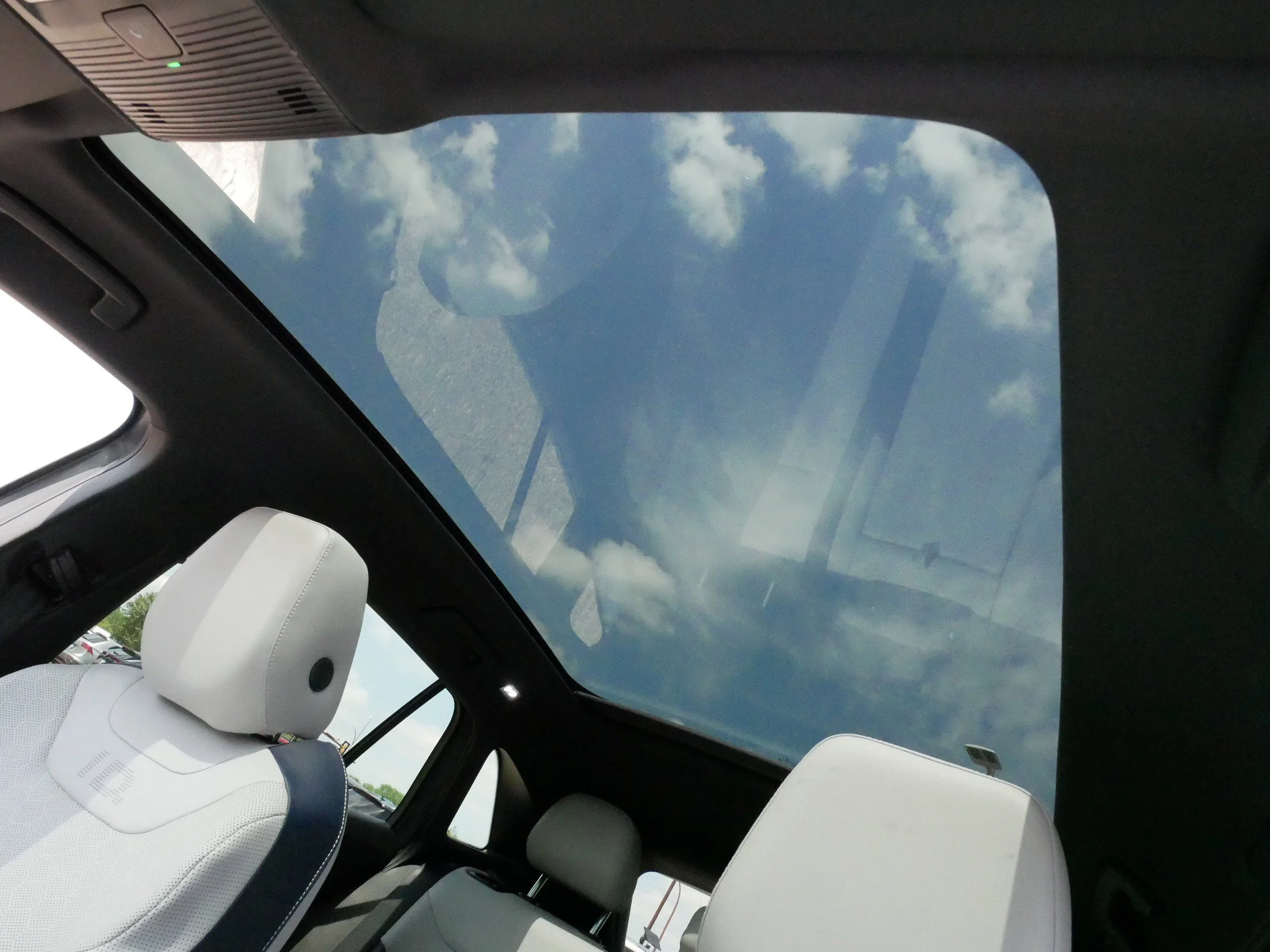 Certified Used 2025 Pure Gray Volkswagen Pro S image 34