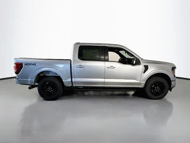 New 2026 Iconic Silver Metallic Ford XLT image 40