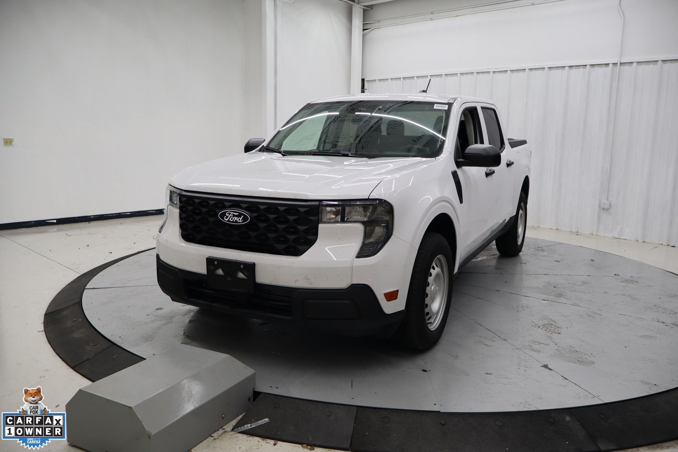 Certified Used 2025 Oxford White Ford XL image 8