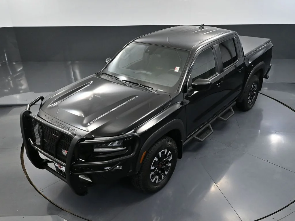 Used 2023 Black Nissan PRO-4X image 55