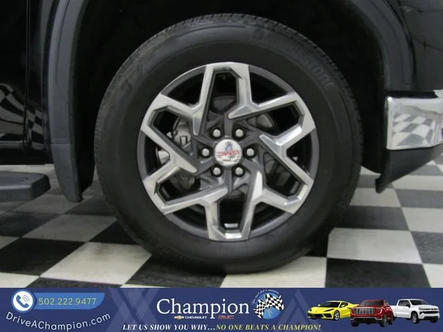 Used 2023 Onyx Black GMC SLT image 3