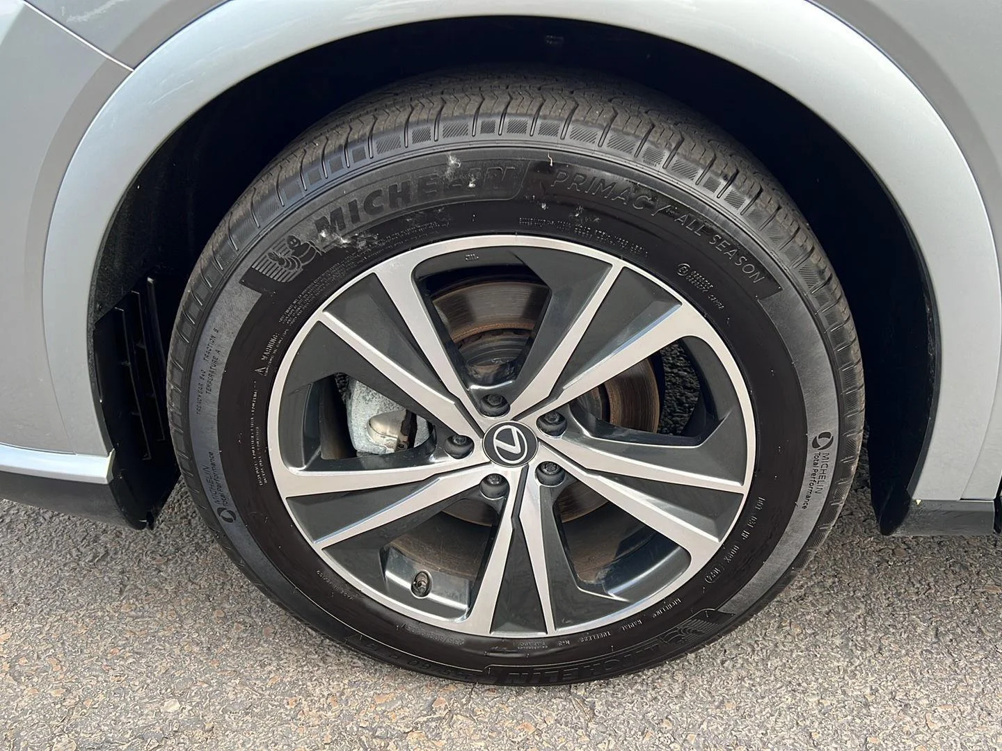 Used 2024 Iridium Lexus RX 350 Premium image 13