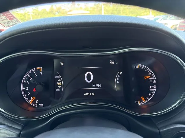 Used 2021 White Jeep Overland image 32
