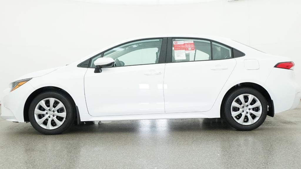 New 2026 Ice Cap Toyota LE image 2